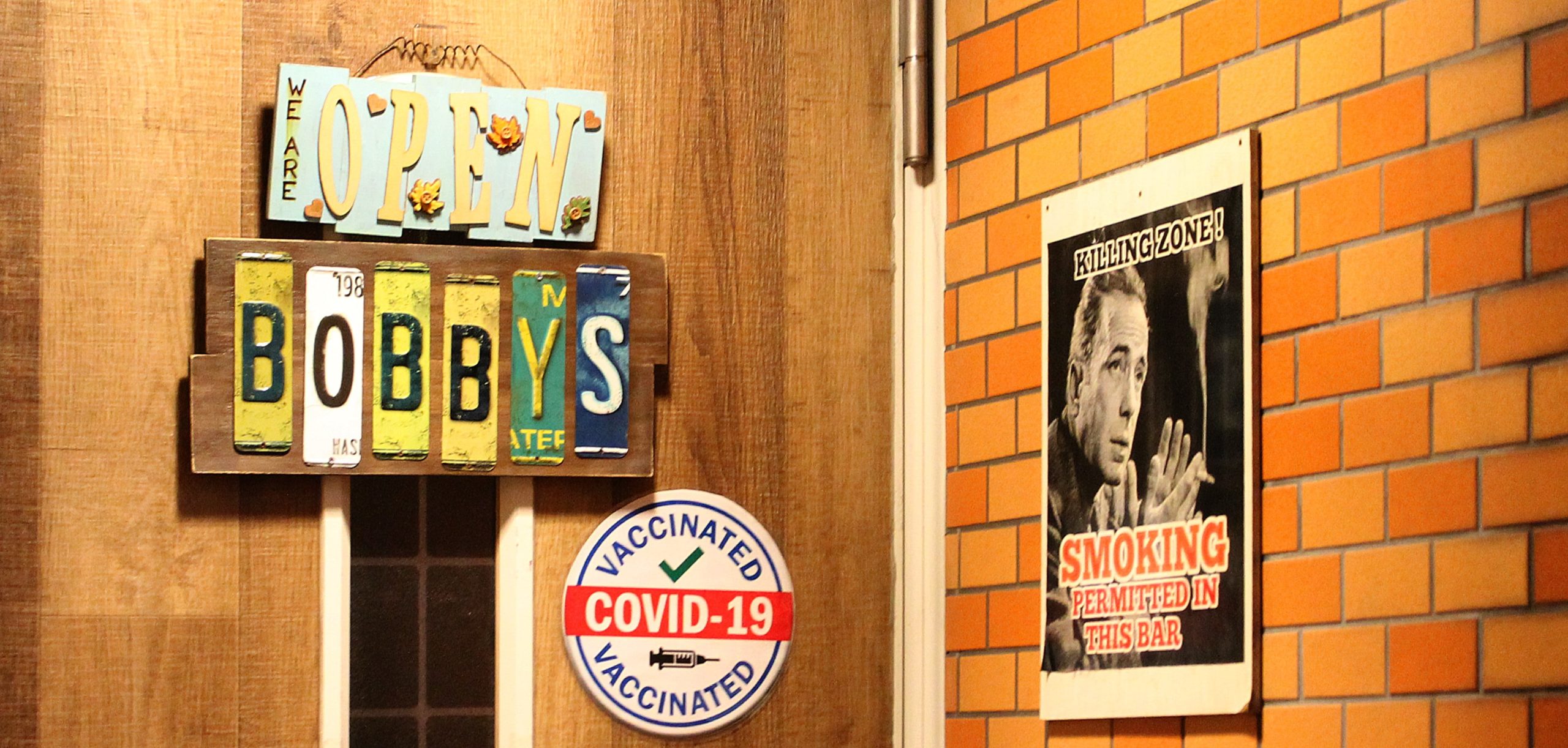 BOBBY'S BAR