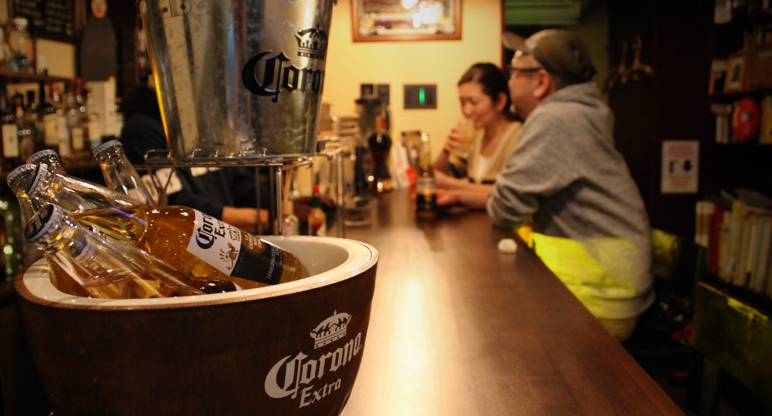 BOBBY'S BAR